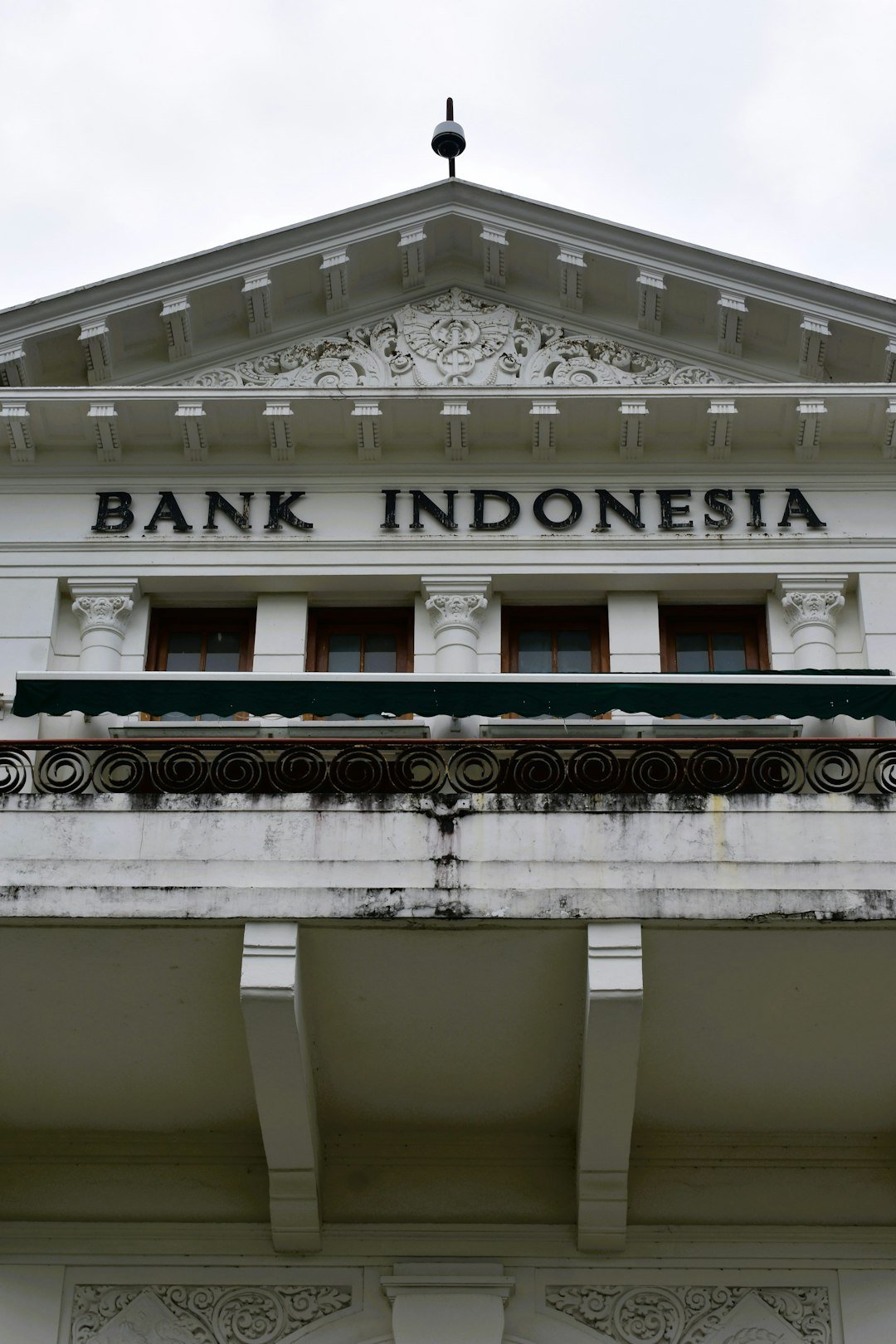 Ilustrasi gedung lembaga pemerintahan dan administrasi publik